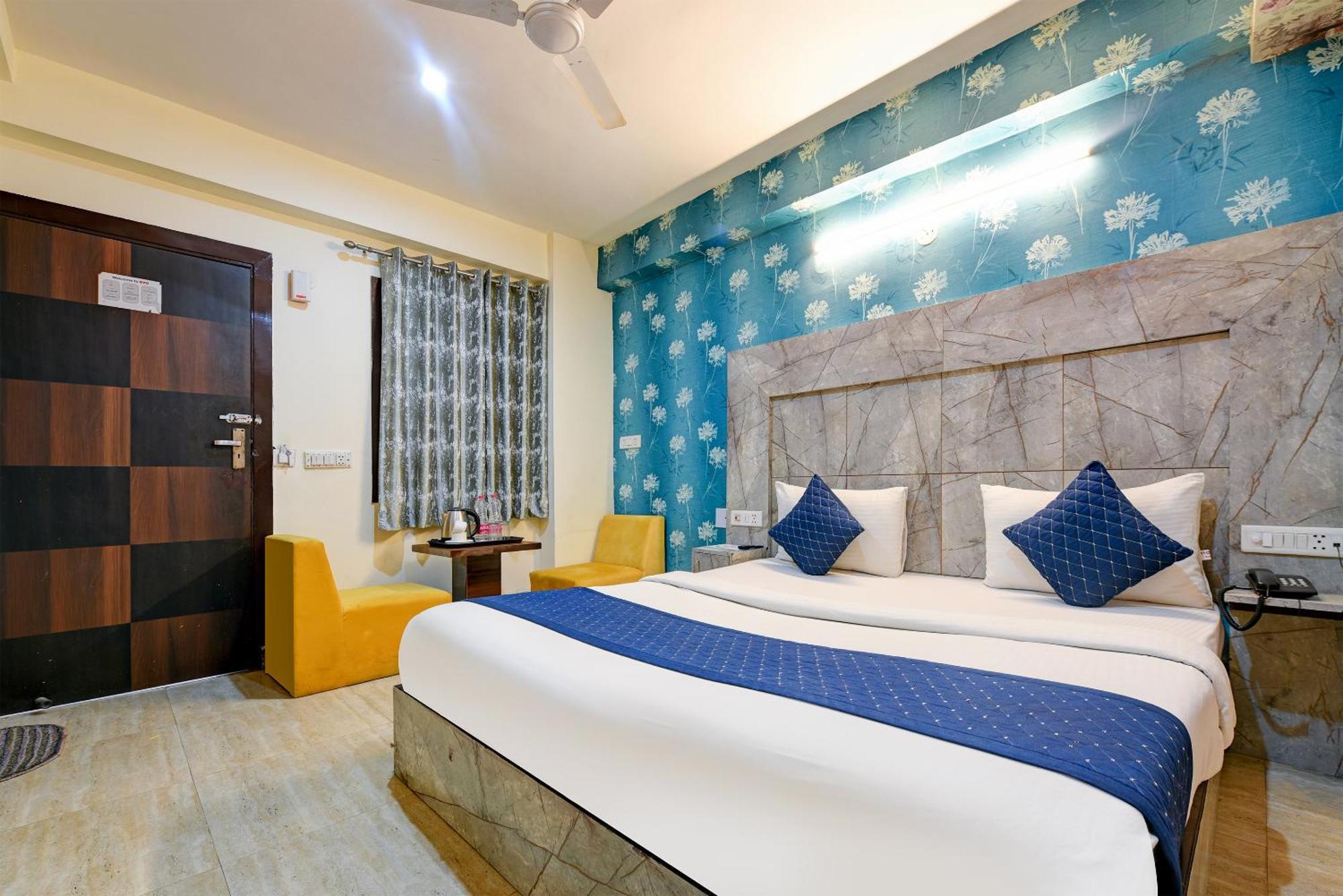 Hotel Ark Wood At Airport New Delhi Exterior photo